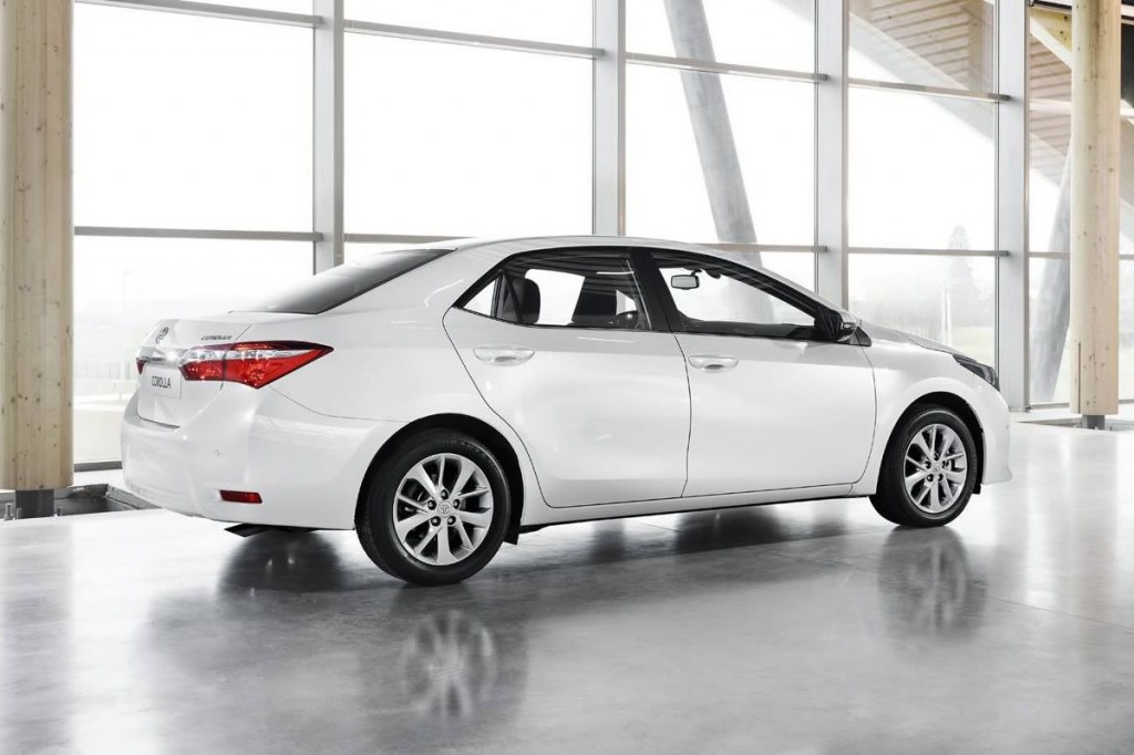 novo-corolla-2015-3